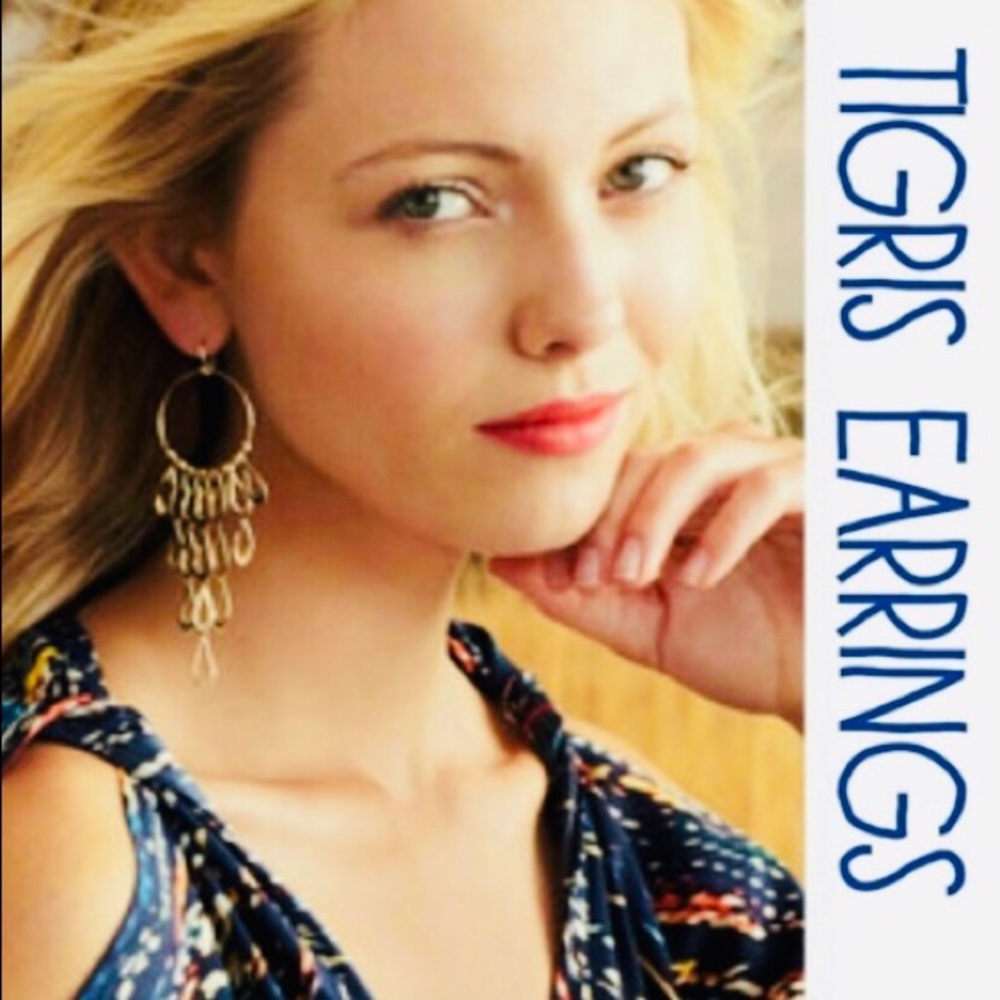 Stella & Dot | Exotically Gorgeous WHITE GOLD Vintage Retired Tigress Ea… - Picture 4 of 11